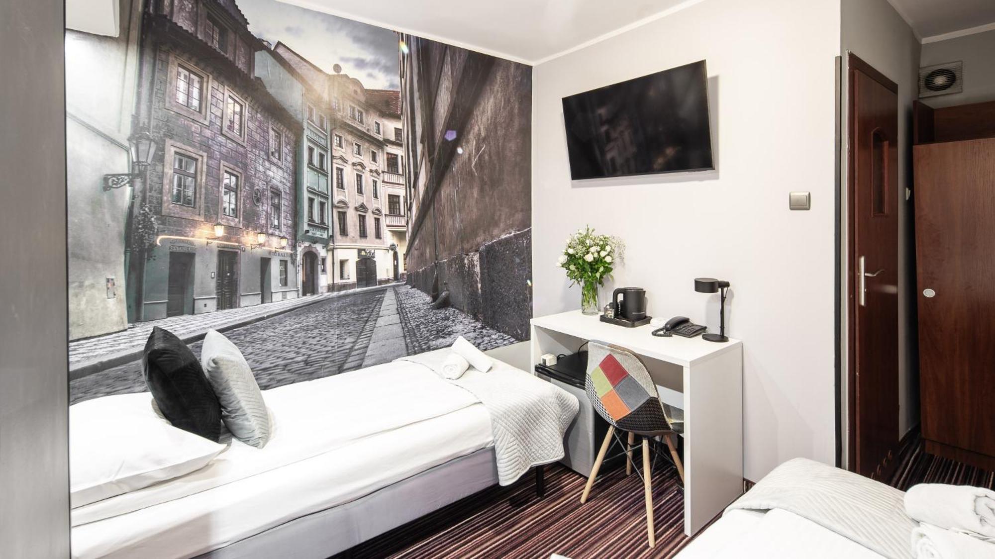Hotel Delta Krasków Eksteriør bilde